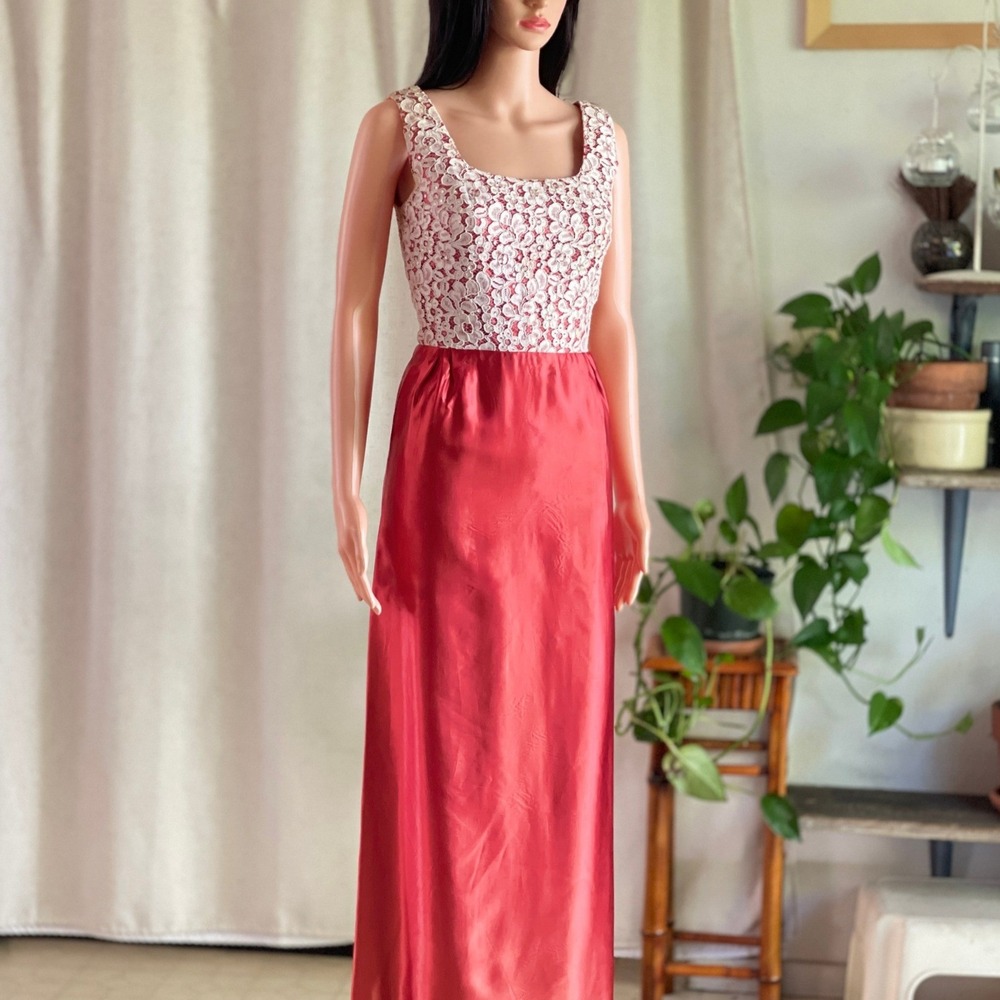 Vtg 60s Handmade Red-Orange Satin Cream‎ Lace Evening Gown Sleeveless Formal S